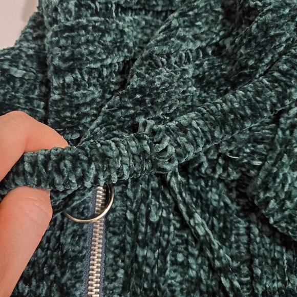 Kendall & Kylie | Soft Cozy Chenille Quarter Zip Hoodie Crop Sweater - Picture 8 of 8